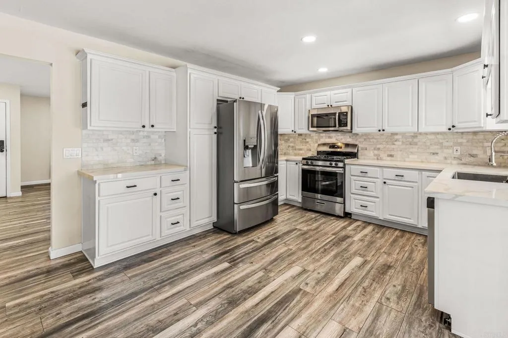 https://cdn.realtyfeed.com/cdn/127/306547121/46d0cde7111a9ae8642e65128b0a9a3e.webp