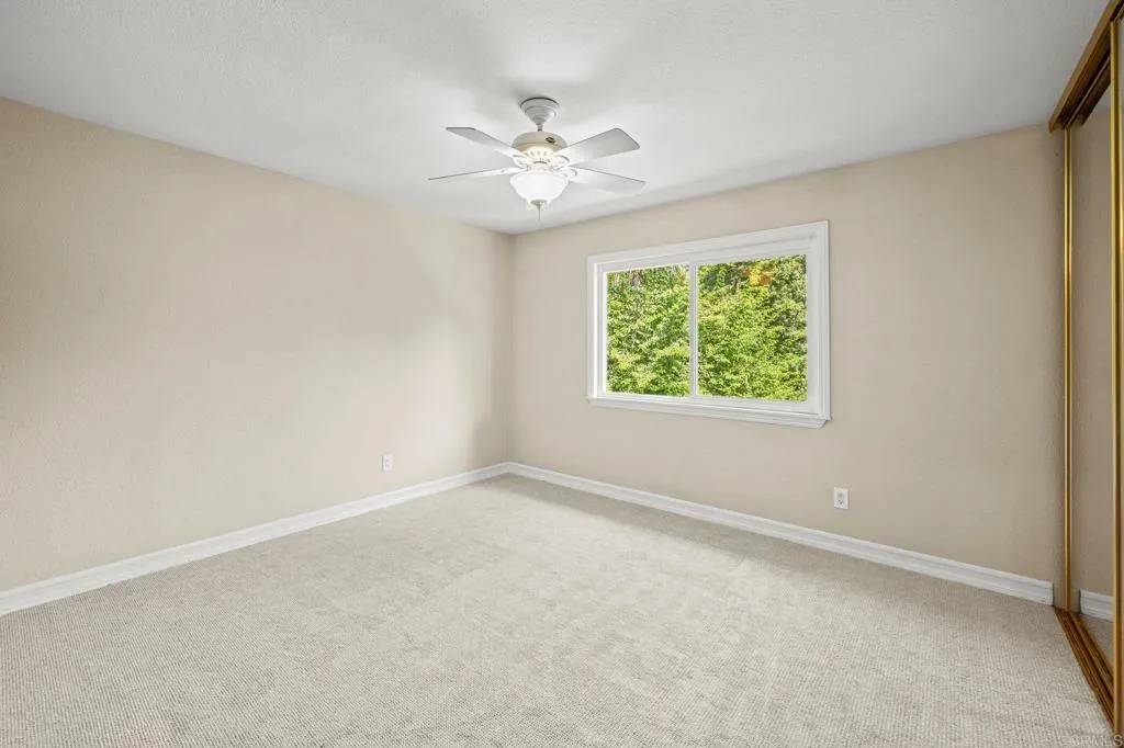 https://cdn.realtyfeed.com/cdn/127/306547125/7b62a5d5e64868d04a4a65a105b949b7.webp