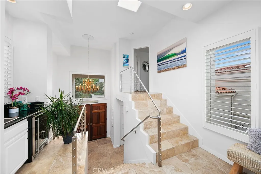https://cdn.realtyfeed.com/cdn/127/306547152/fbe39aeba038085cc541a5faa5d6a7c3.webp