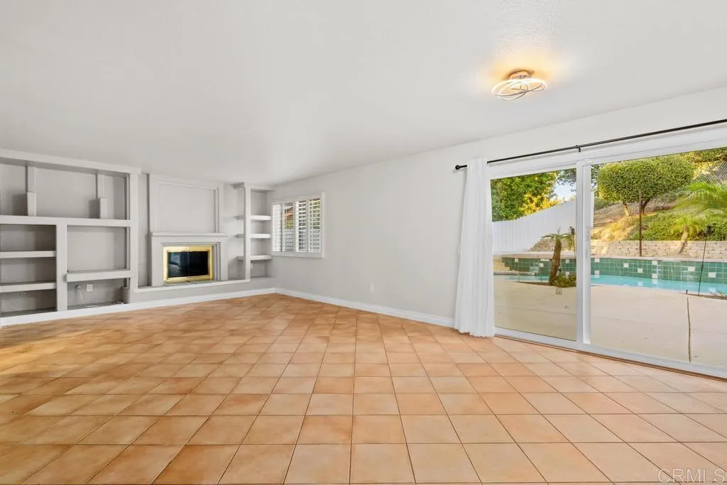 https://cdn.realtyfeed.com/cdn/127/306547173/08a5a811c4493bbf41058acefd61d59b.webp