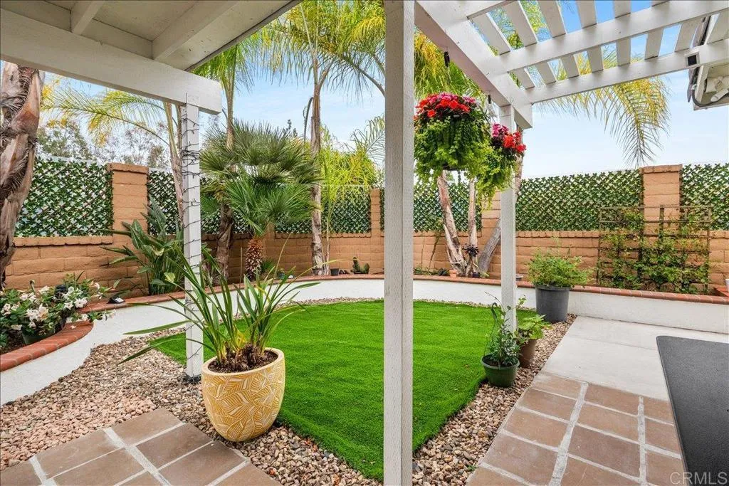 https://cdn.realtyfeed.com/cdn/127/306547204/3032b03af49d37bb3071a249441a66c6.webp