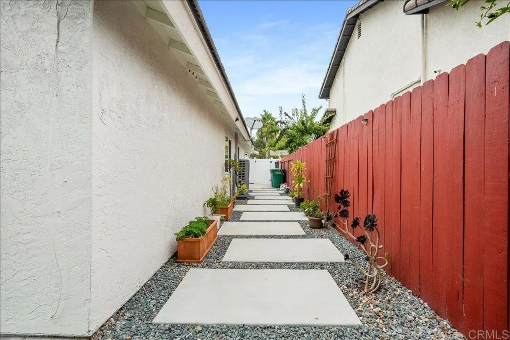 https://cdn.realtyfeed.com/cdn/127/306547204/b303fd6e81051dc1efd4a730513c4a09.webp