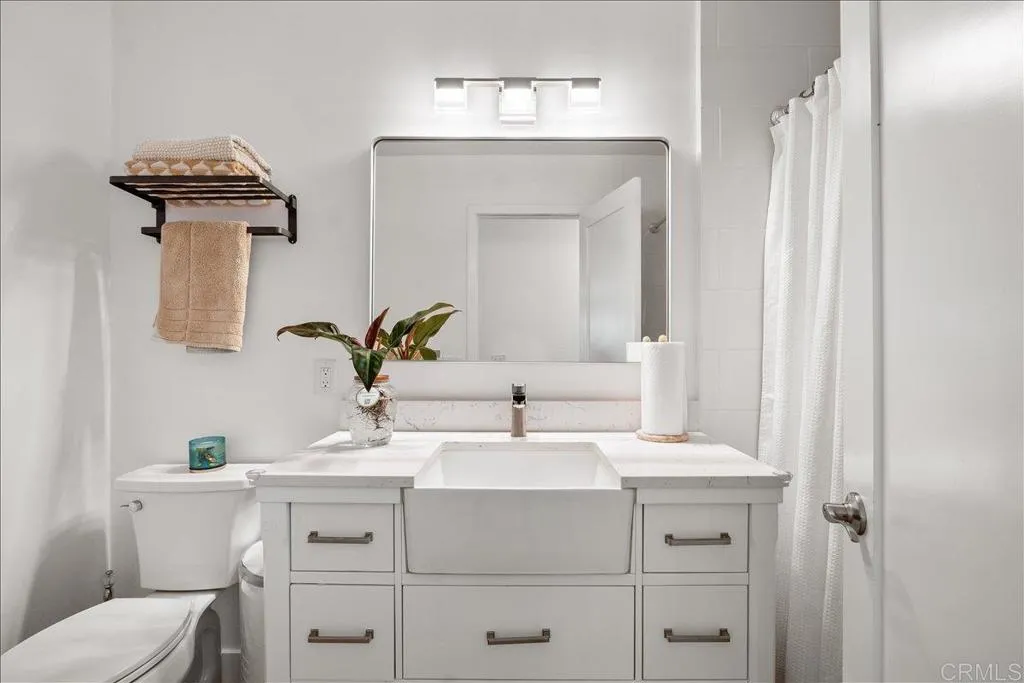 https://cdn.realtyfeed.com/cdn/127/306547204/f57e685f8d2c2c3a85ae5b3e7c6a4874.webp