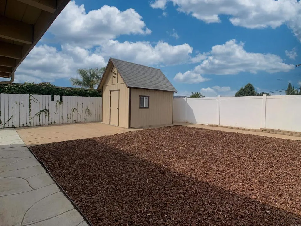 https://cdn.realtyfeed.com/cdn/127/306547210/1c5c88d1ba1787bdba71dfb78715dd3b.webp