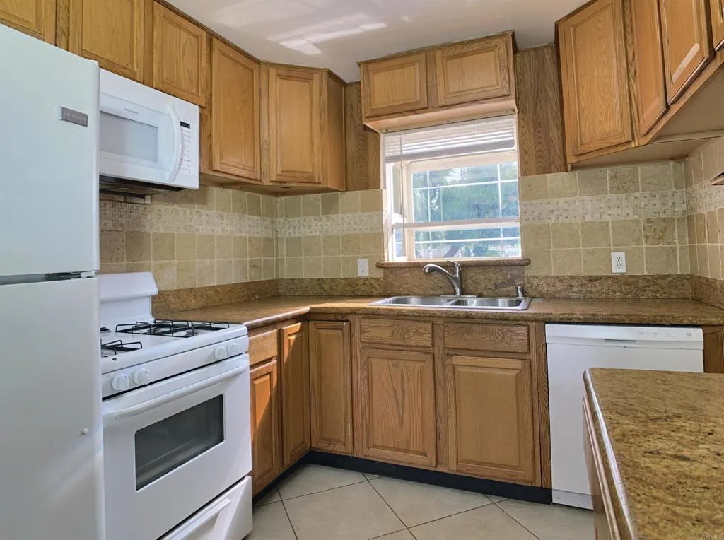 https://cdn.realtyfeed.com/cdn/127/306547210/97c3005b14f1231d4c80f1e8946b7e53.webp