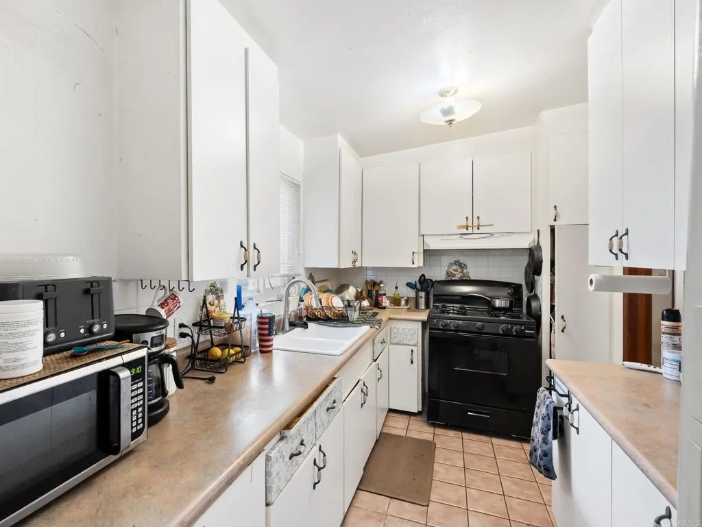 https://cdn.realtyfeed.com/cdn/127/306547216/1a7f280eb1b5088ae0021df8a4347a2d.webp