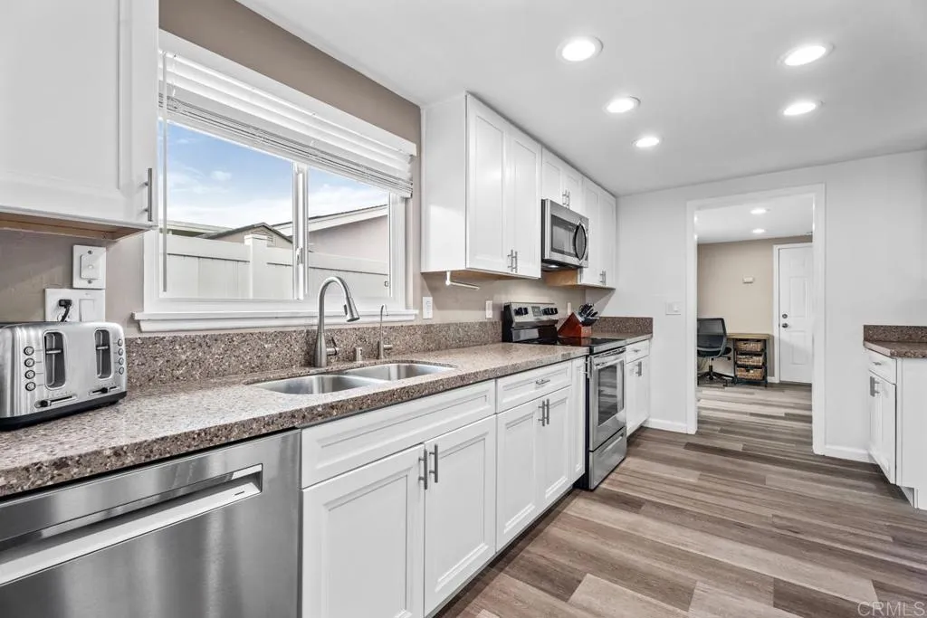 https://cdn.realtyfeed.com/cdn/127/306547245/02d51745ab52f844a34291e464aad9a1.webp