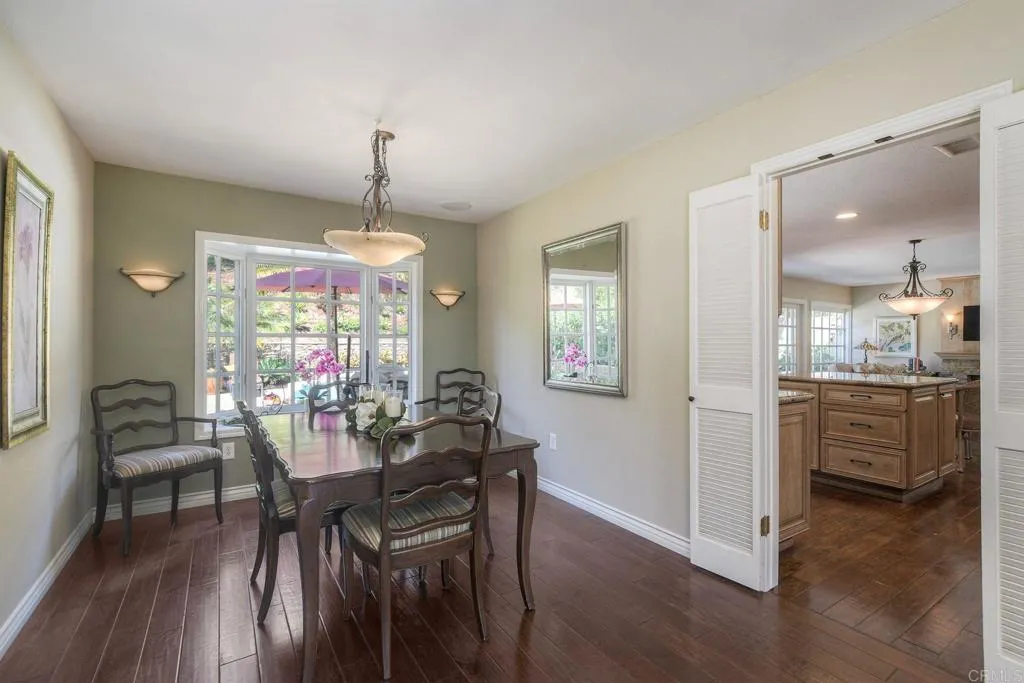 https://cdn.realtyfeed.com/cdn/127/306547256/9550e333a6f29d88a81e309b31019eba.webp