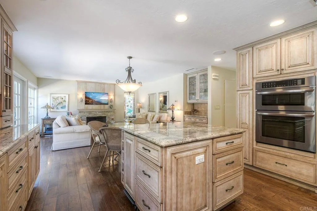 https://cdn.realtyfeed.com/cdn/127/306547256/ae34a1fdc079201a22585433b7b722a4.webp