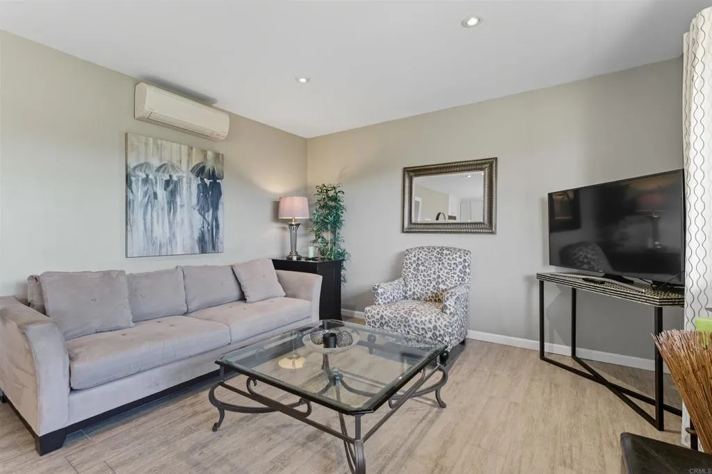 https://cdn.realtyfeed.com/cdn/127/306547288/f238b9b4bc34d20412cc941107fa047d.webp
