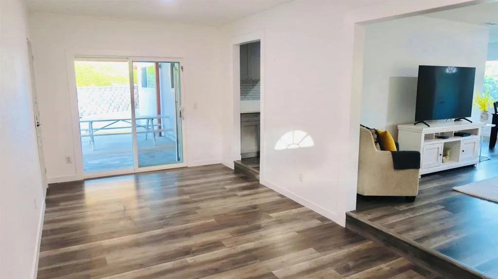 Photo #4: PTP2507165 Listing: Photo #4