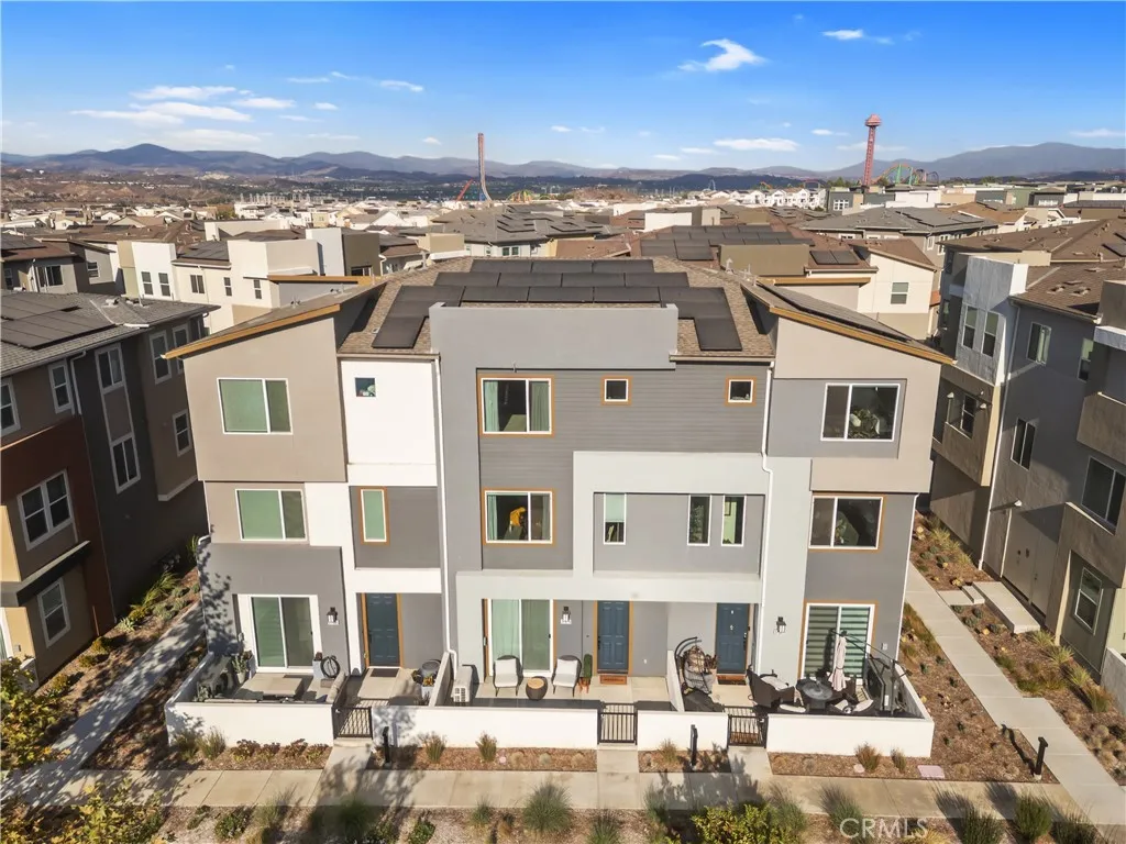 27579 Sanctuary Ct., Valencia, CA, 91381