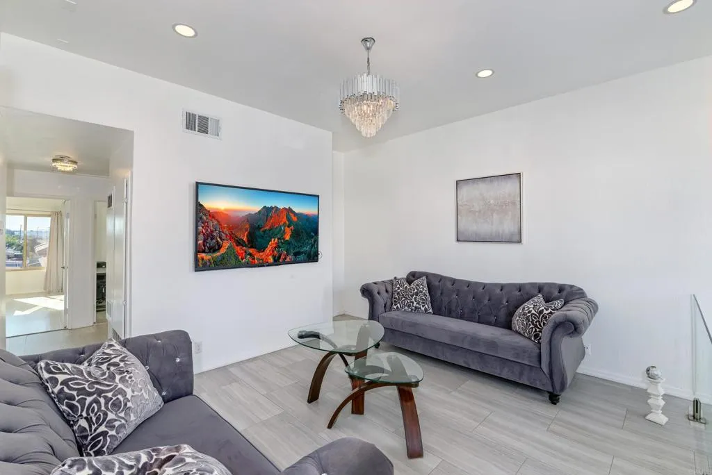 Photo #3: PTP2507166 Listing 