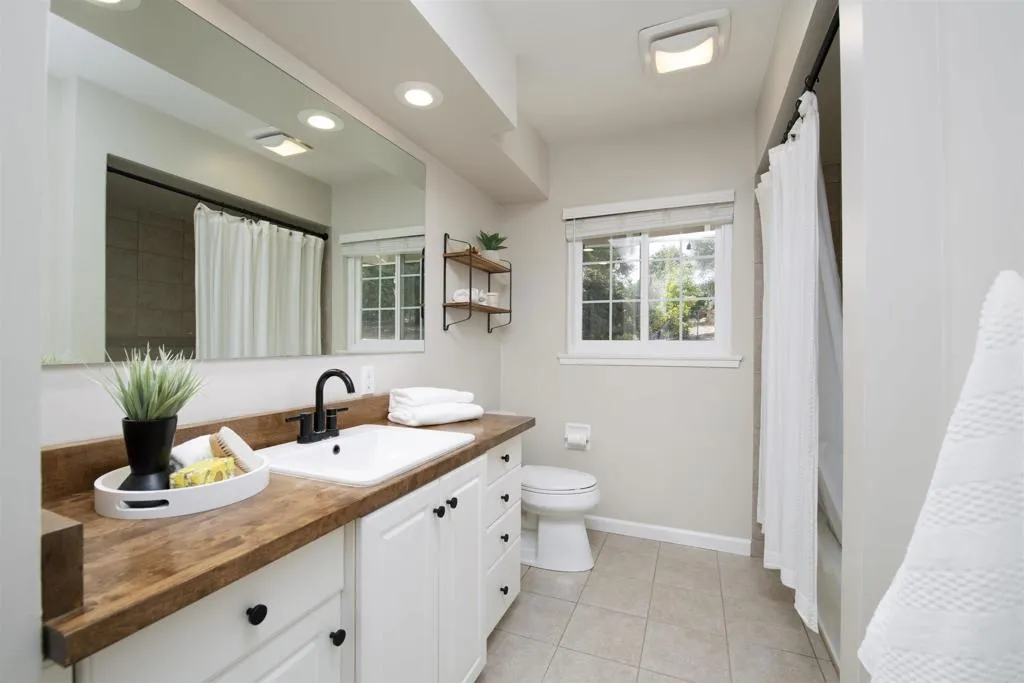 https://cdn.realtyfeed.com/cdn/127/306547345/d64f95b828f48c98cc7e6401926d1219.webp