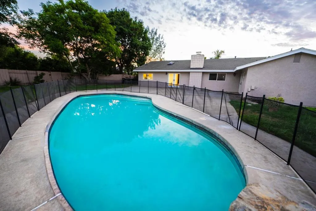 https://cdn.realtyfeed.com/cdn/127/306547347/52a2a1534a0b4cd6823f42d9170c92cc.webp