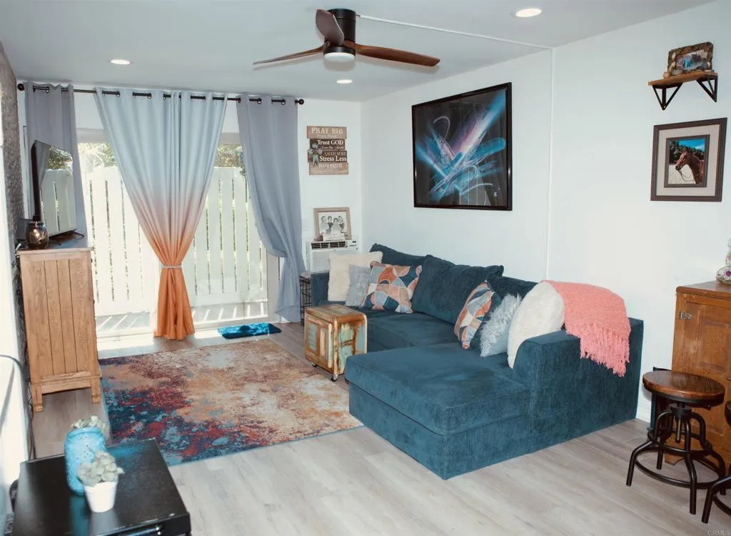 https://cdn.realtyfeed.com/cdn/127/306547355/9bb833170b535adfd66398377d0f4a69.webp