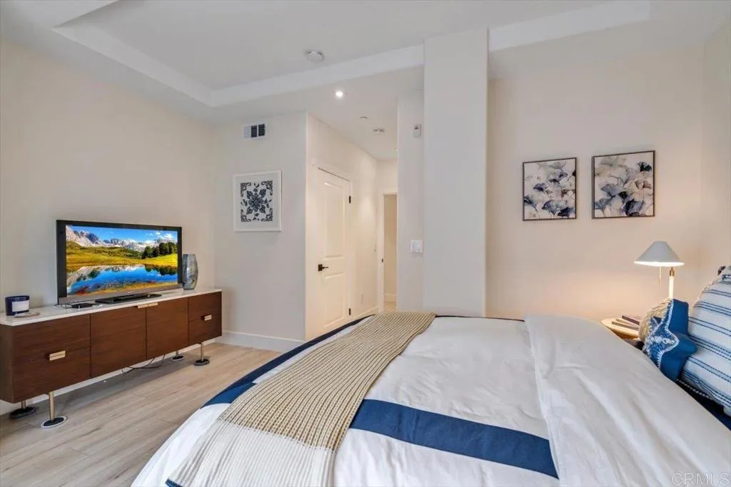 https://cdn.realtyfeed.com/cdn/127/306547365/27c8bcd85440c1ff9565a2d1e67419aa.webp