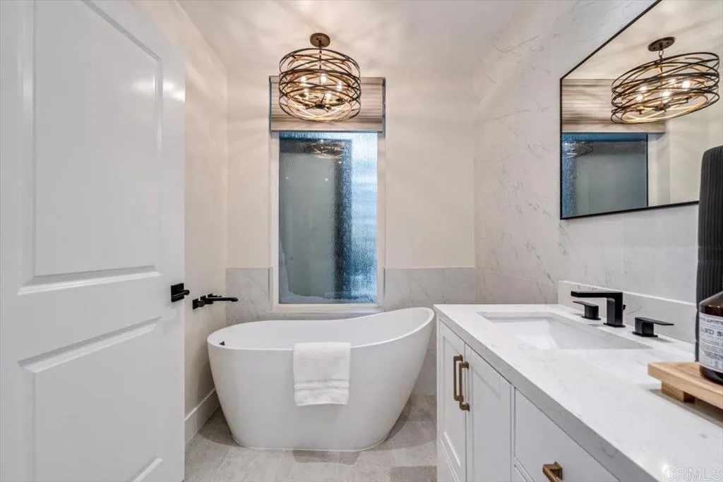 https://cdn.realtyfeed.com/cdn/127/306547365/2fbae3b0f4dc02e0525c00fcbb32d8c9.webp