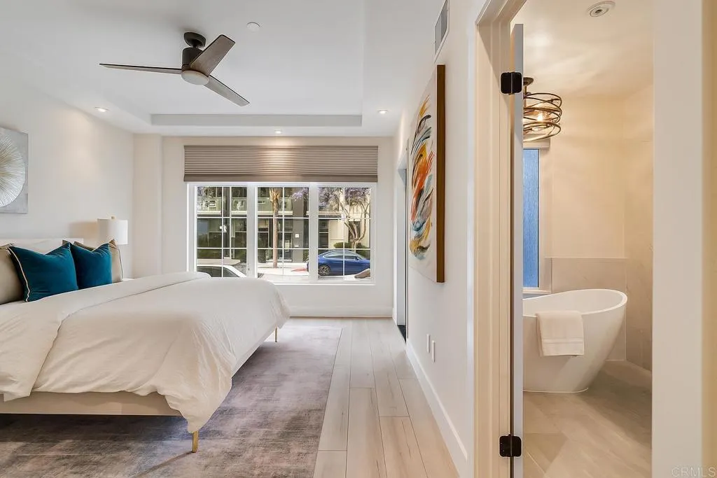 https://cdn.realtyfeed.com/cdn/127/306547365/d81e6974dc99d952332cb142f94ed9f8.webp