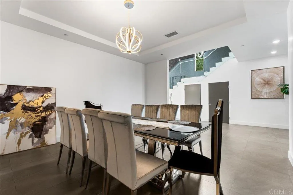https://cdn.realtyfeed.com/cdn/127/306547383/14256aacde025aa6d7a6a187cfe9d61c.webp