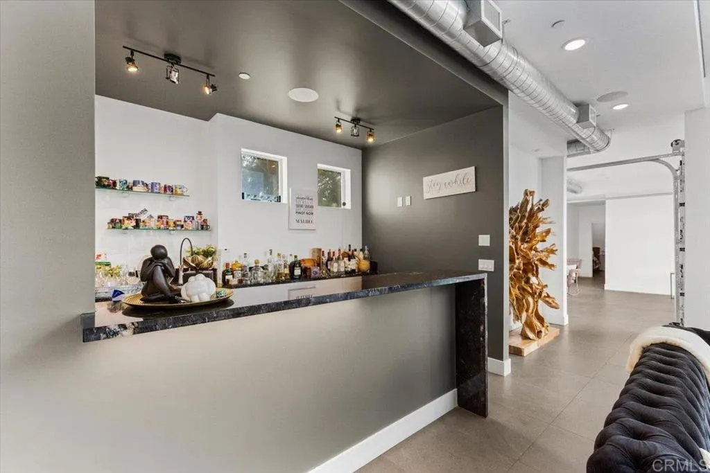 https://cdn.realtyfeed.com/cdn/127/306547383/2d43098843f0aefe862867dbc9a5643a.webp
