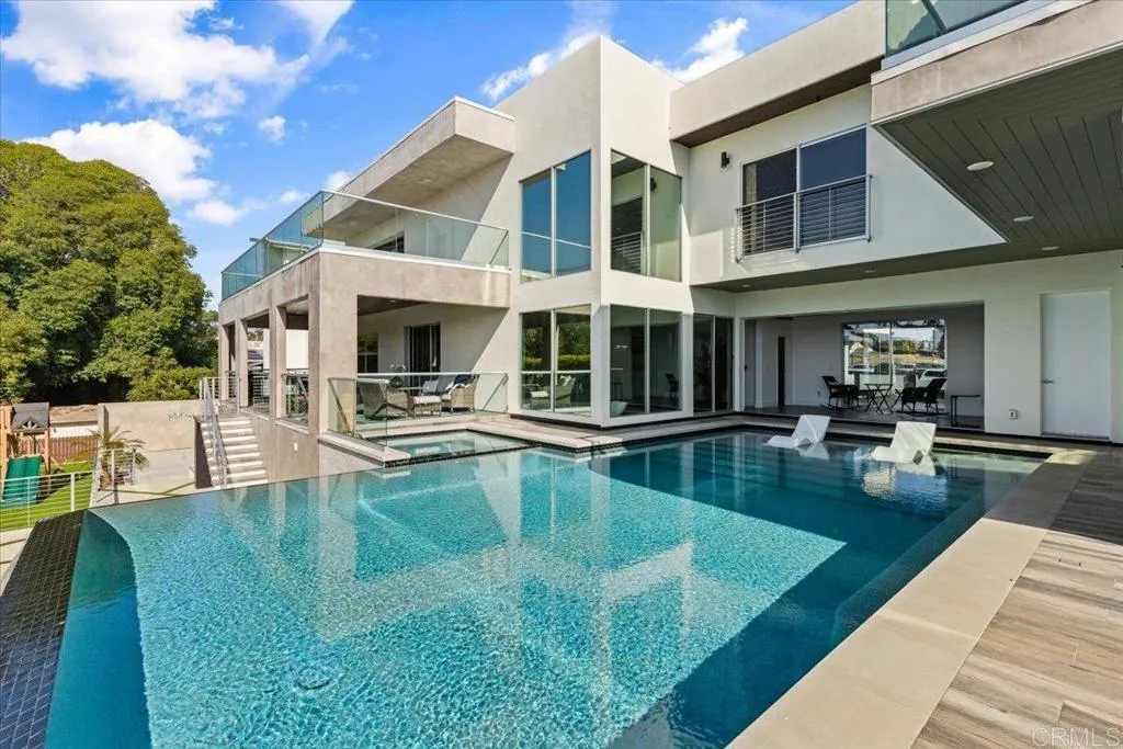 https://cdn.realtyfeed.com/cdn/127/306547383/bb2a63ae33529dc2fce6835a38a2b965.webp