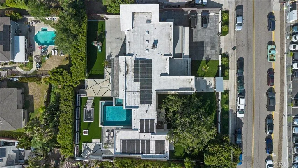 https://cdn.realtyfeed.com/cdn/127/306547383/f20ee3fdadf01897b898e4008ea09a68.webp