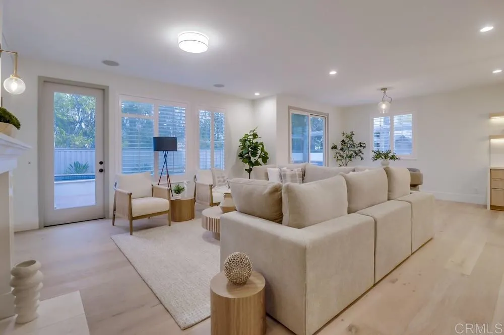 https://cdn.realtyfeed.com/cdn/127/306547390/1c897ad86a84c1a2c7960e8ca5c7f08f.webp