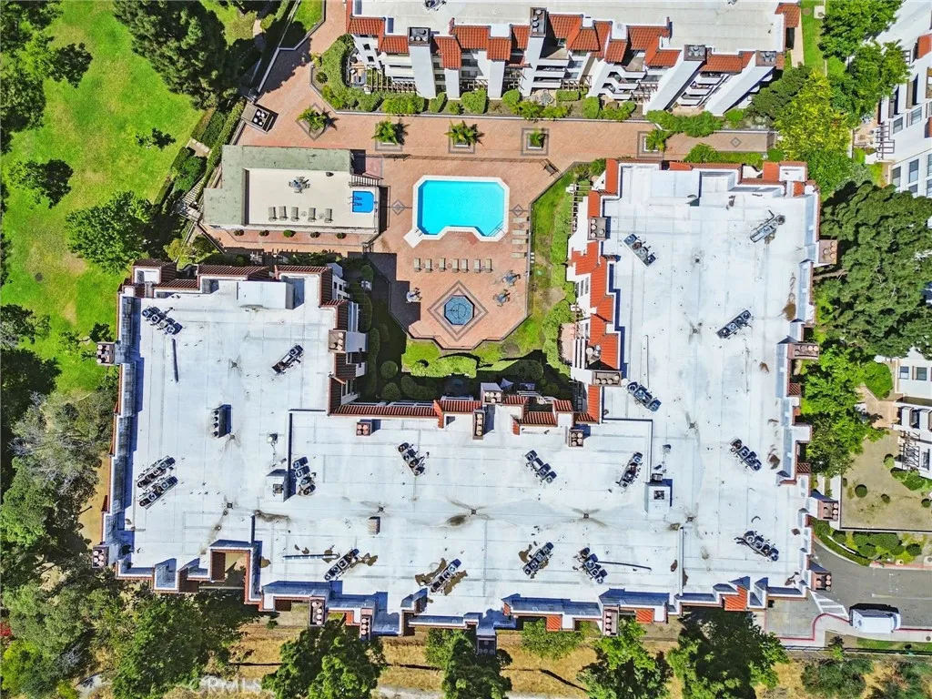 https://cdn.realtyfeed.com/cdn/127/306547422/833c7339bc91891f837b0e2a99aafbe5.webp