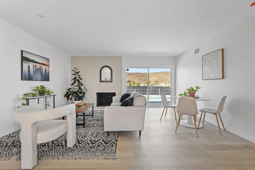 https://cdn.realtyfeed.com/cdn/127/306547498/05871f4eb0a3c361e99c934b3226ce09.webp
