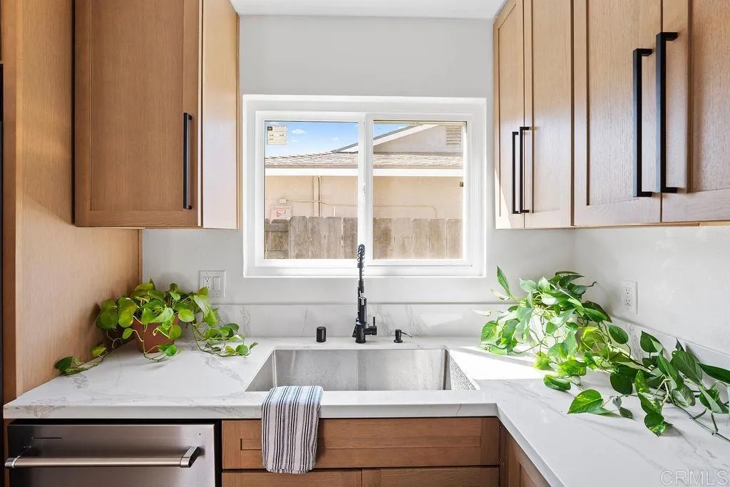 https://cdn.realtyfeed.com/cdn/127/306547498/728af46551f1736f9e83d13065d5e821.webp