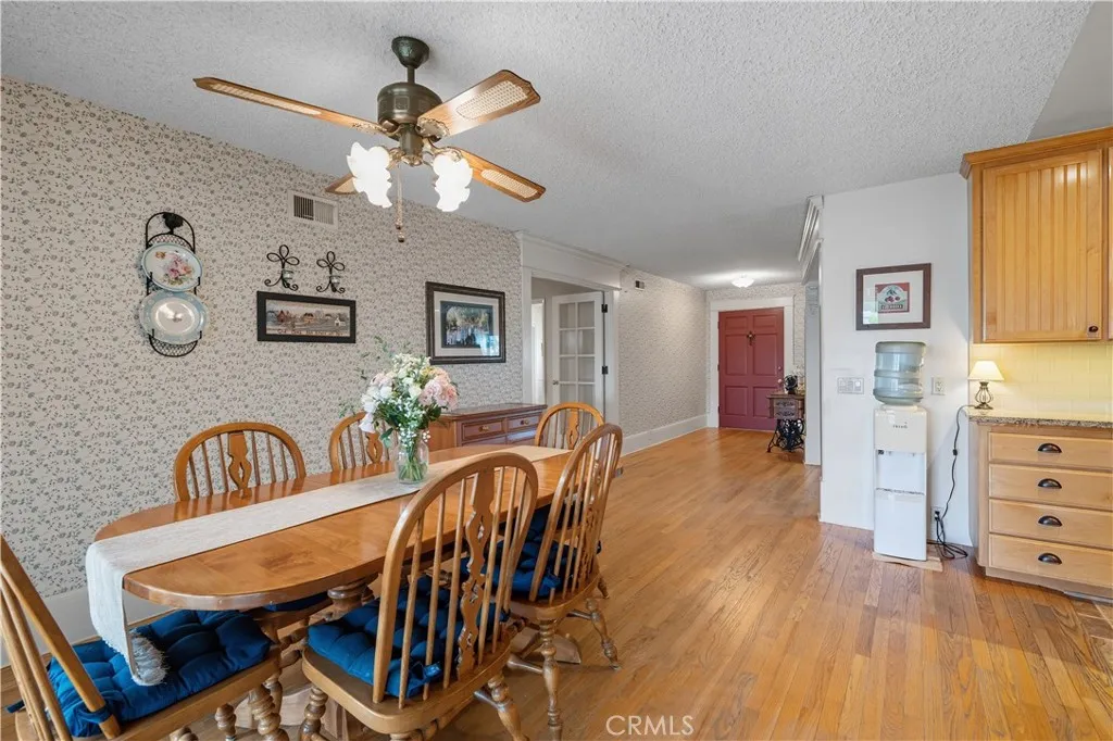 https://cdn.realtyfeed.com/cdn/127/306547499/0e1ad65cfb263c4d5a8703d6395a60d9.webp