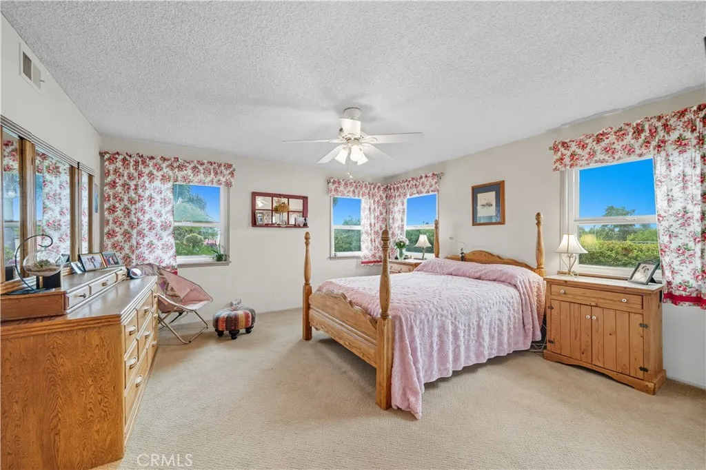 https://cdn.realtyfeed.com/cdn/127/306547499/eaf92f76c1f8774bba3f90db96d210da.webp