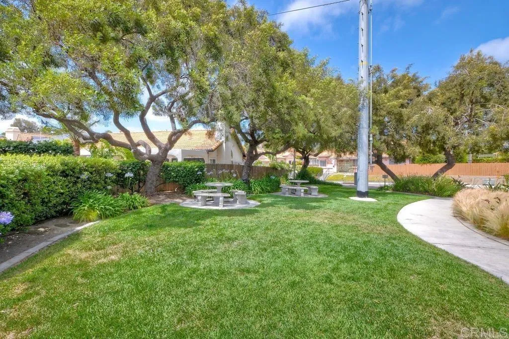 https://cdn.realtyfeed.com/cdn/127/306547512/d41fbe24b85a4207be56b0089eed3b72.webp