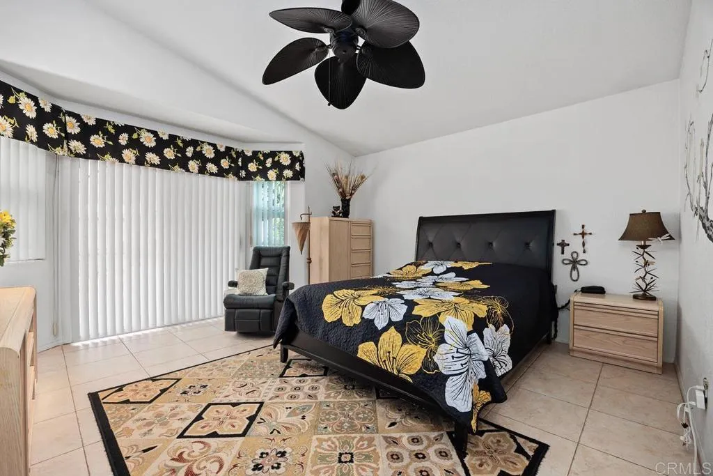 https://cdn.realtyfeed.com/cdn/127/306547512/e1ebb32076f0a37ac542fedc19ab966b.webp