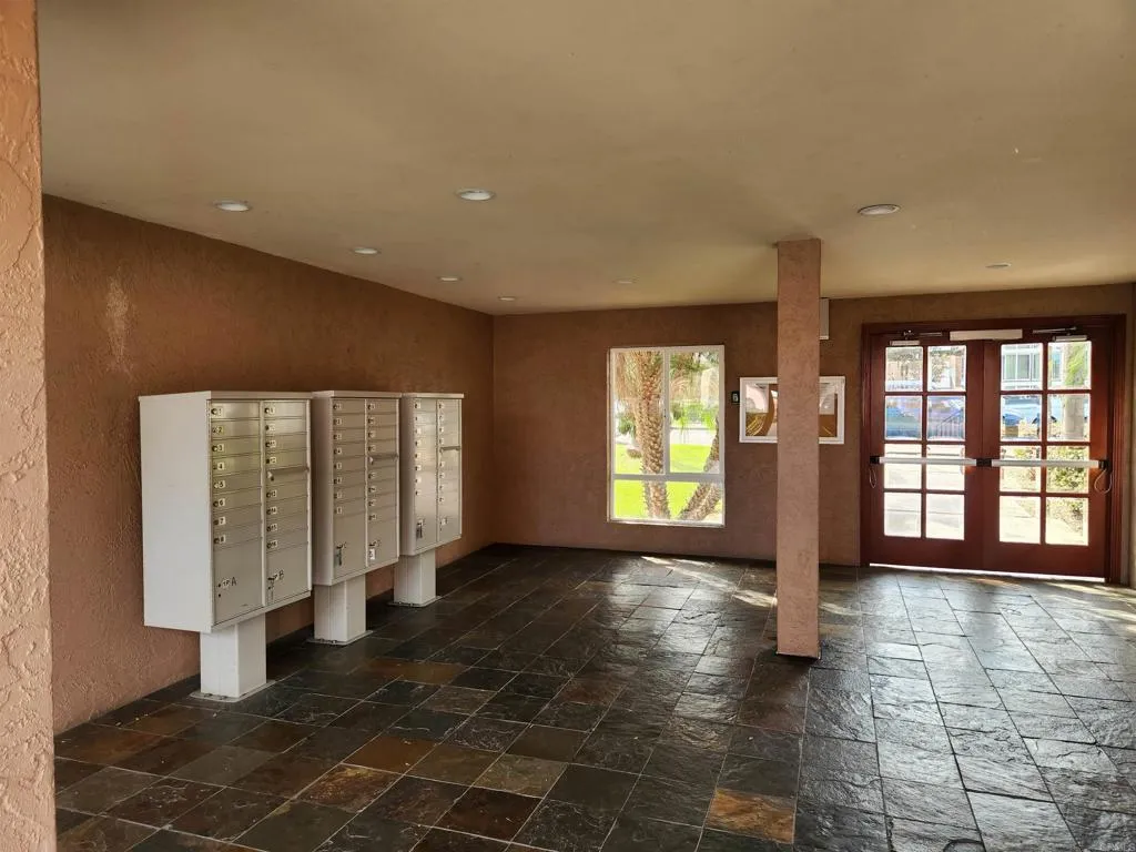 https://cdn.realtyfeed.com/cdn/127/306547514/e4a5d6941a8811e0e0b3b3ceececcc8b.webp