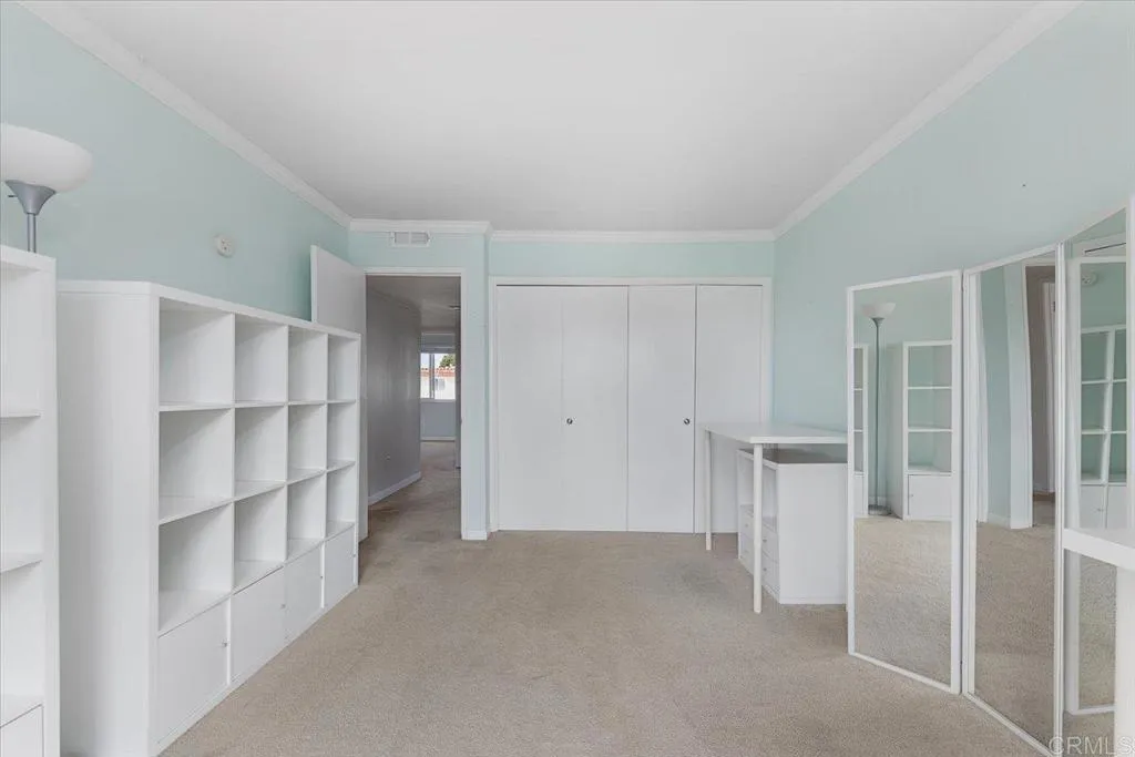 https://cdn.realtyfeed.com/cdn/127/306547519/04ca1bd58f03433a69a1136be6c42942.webp