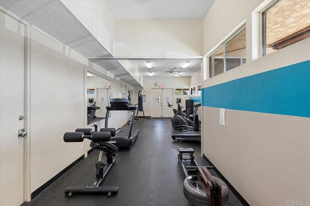 https://cdn.realtyfeed.com/cdn/127/306547519/40bd75973ff2b3a82bc8f98e4b8502cc.webp