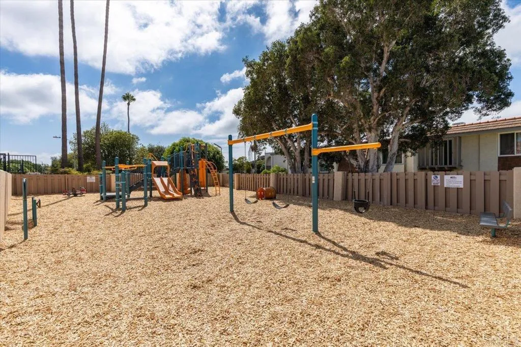 https://cdn.realtyfeed.com/cdn/127/306547519/b34ad5fd337acb1221f6bd392d3326a6.webp