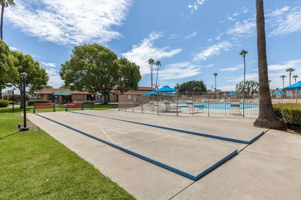 https://cdn.realtyfeed.com/cdn/127/306547519/e8fdda58692efc55a33405ab9e026d8c.webp