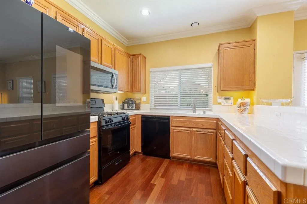 https://cdn.realtyfeed.com/cdn/127/306547645/7f9514644b1334f52dae84bd07352dd6.webp