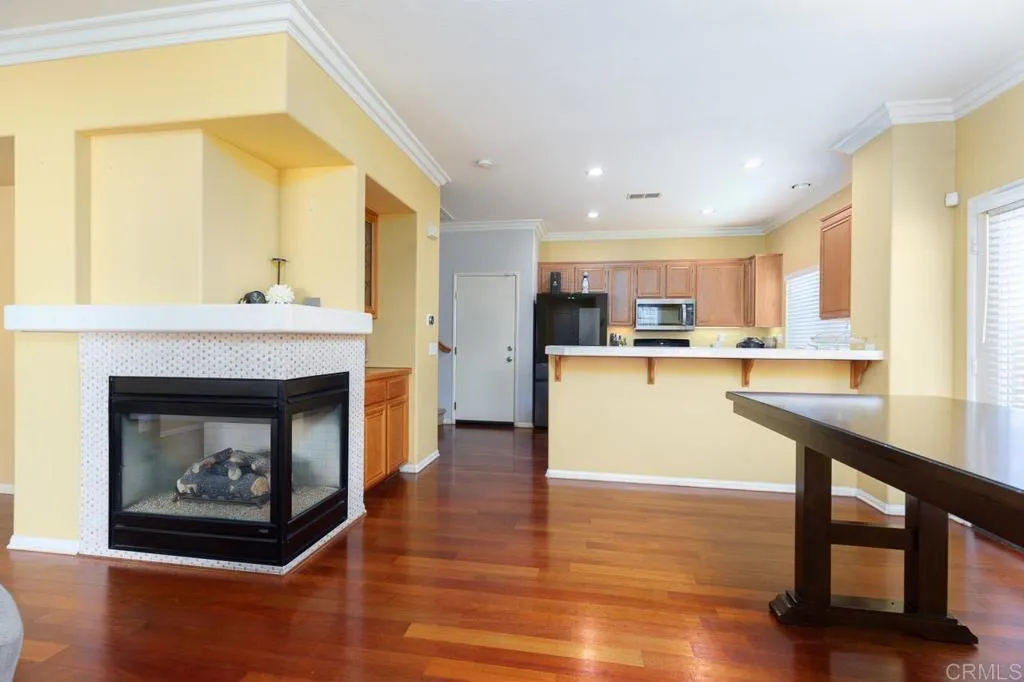 https://cdn.realtyfeed.com/cdn/127/306547645/c15141929cc4508ac9245f23c943944d.webp