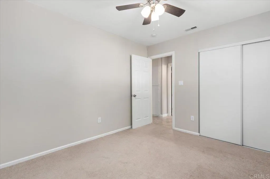 https://cdn.realtyfeed.com/cdn/127/306547646/4f3a2e4f27fa55b98b60395649d081c2.webp