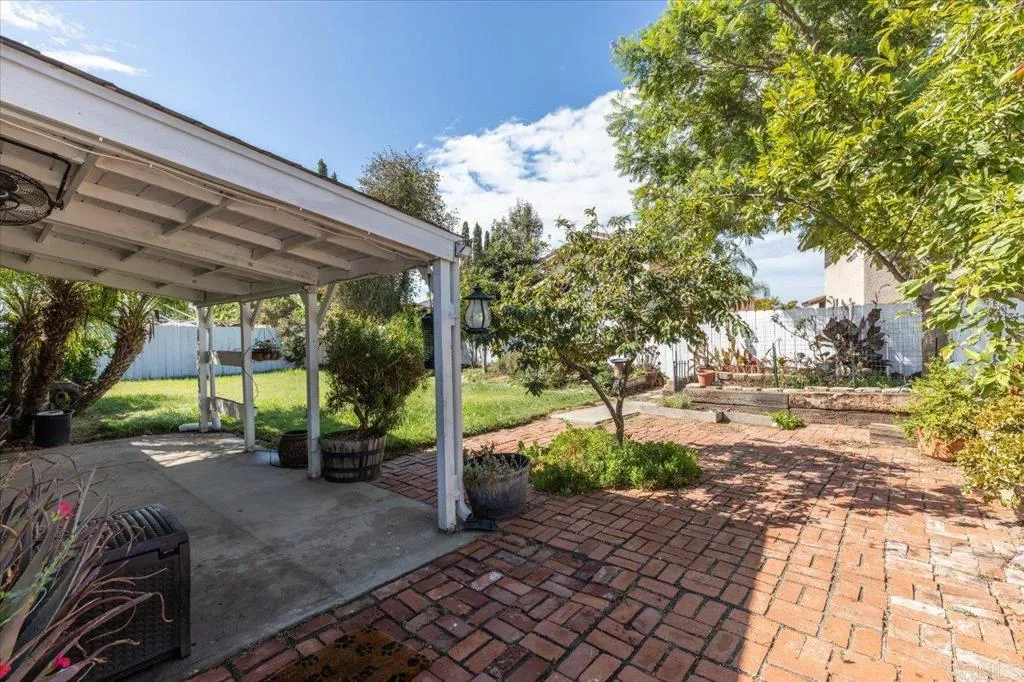 https://cdn.realtyfeed.com/cdn/127/306547646/c19fbb67b38ed1ffb837dbe2c522b566.webp