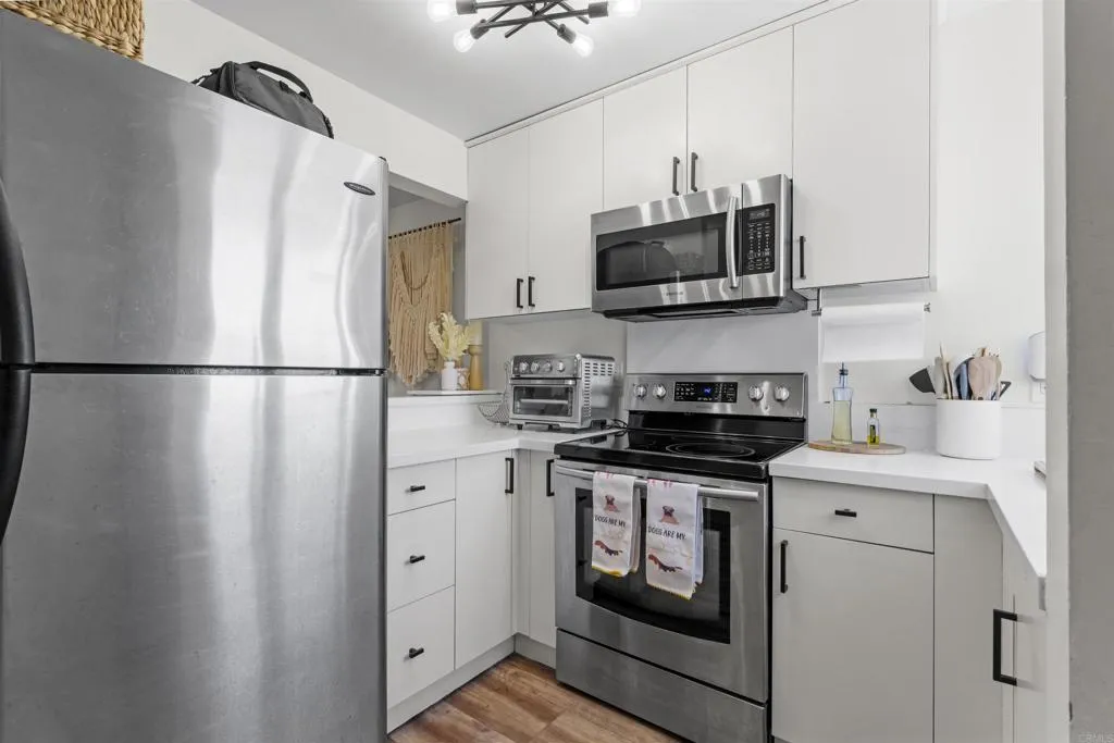 Photo #8: PTP2507191 Listing: Photo #8