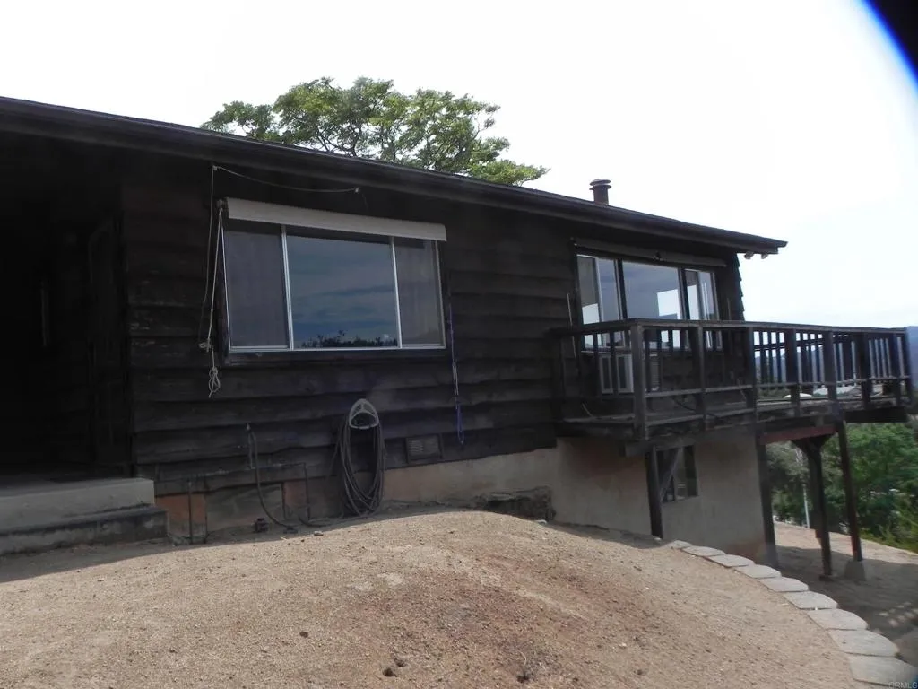 https://cdn.realtyfeed.com/cdn/127/306547756/2e44346450c83165cc94e599458a9d2b.webp
