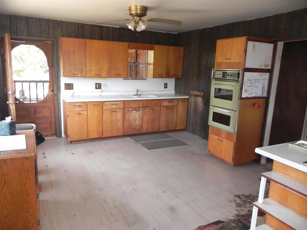 https://cdn.realtyfeed.com/cdn/127/306547756/9b8f050416853141fac37a46c4b46d1a.webp