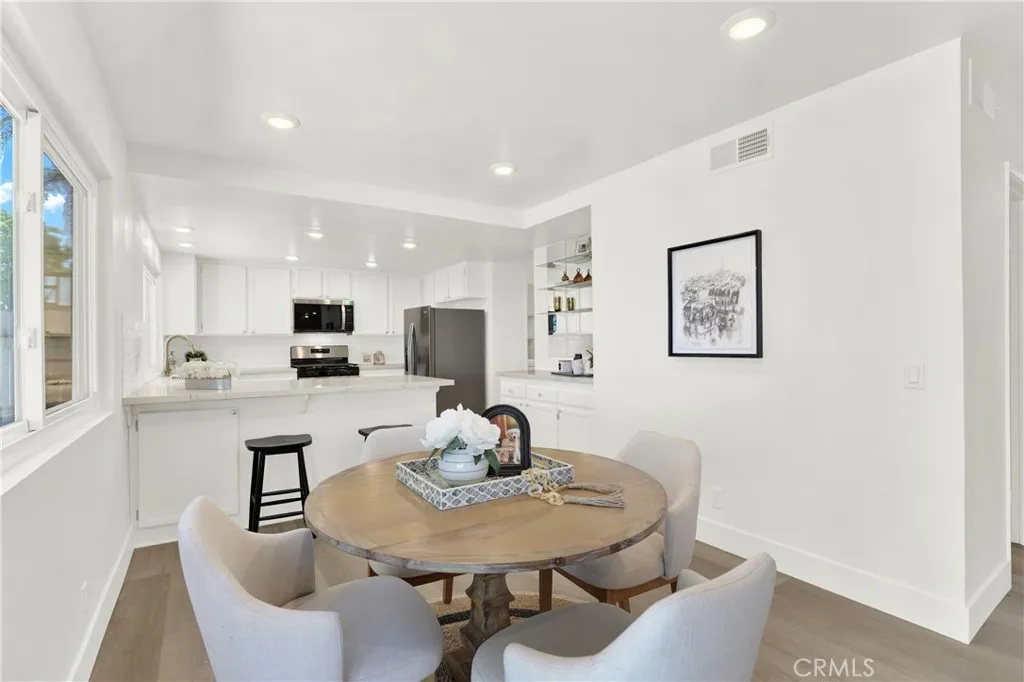 https://cdn.realtyfeed.com/cdn/127/306547784/2b72fd130ecdc28cea694eedf9764ebc.webp