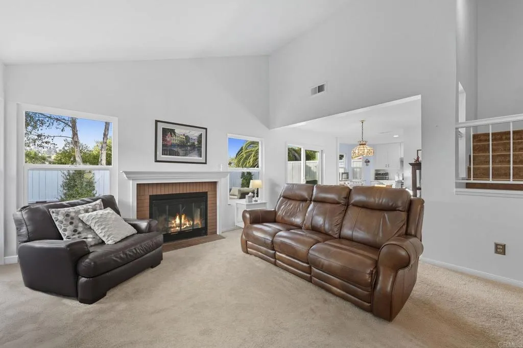 https://cdn.realtyfeed.com/cdn/127/306547896/0b91e63f7803800d682867dfe26e6bb9.webp