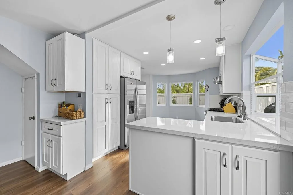 https://cdn.realtyfeed.com/cdn/127/306547896/a7457f148a7ede2be3bb0d76d832e385.webp